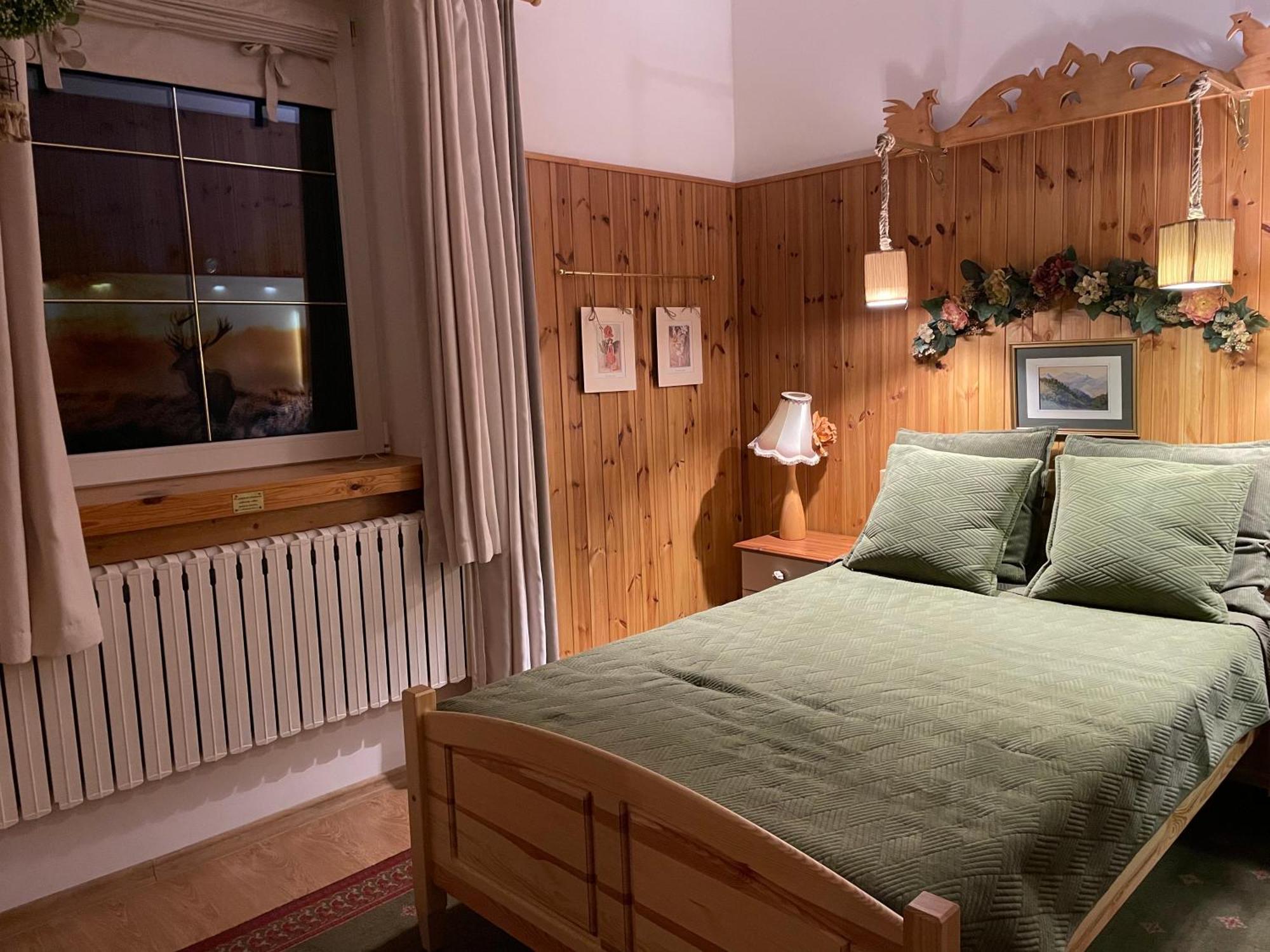Apartamenty Pod Wiciokrzewem Supraśl Extérieur photo