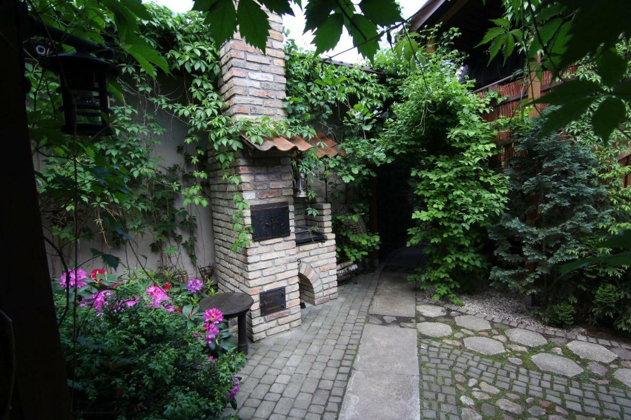 Apartamenty Pod Wiciokrzewem Supraśl Extérieur photo